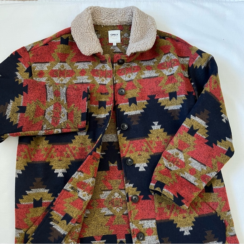 ASOS Patterned Sherpa Jacket - Picture 4 of 13